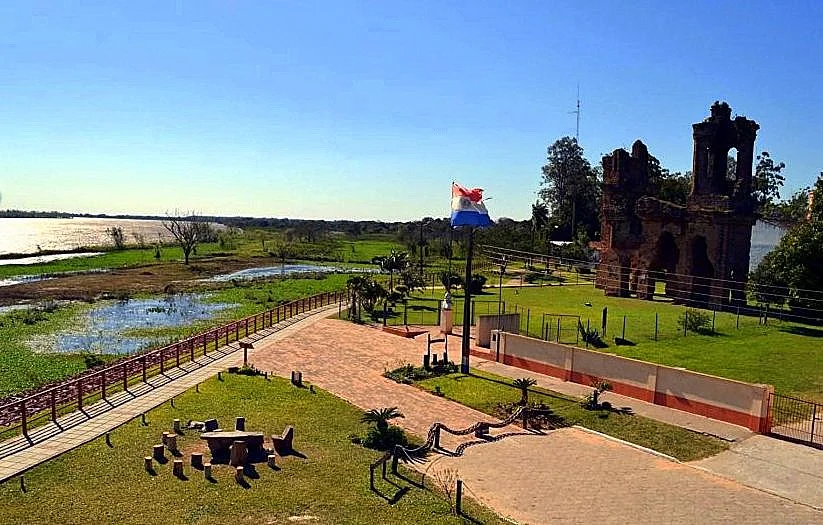 Aerial view of the sqaure in front of the Humaitá ruins,