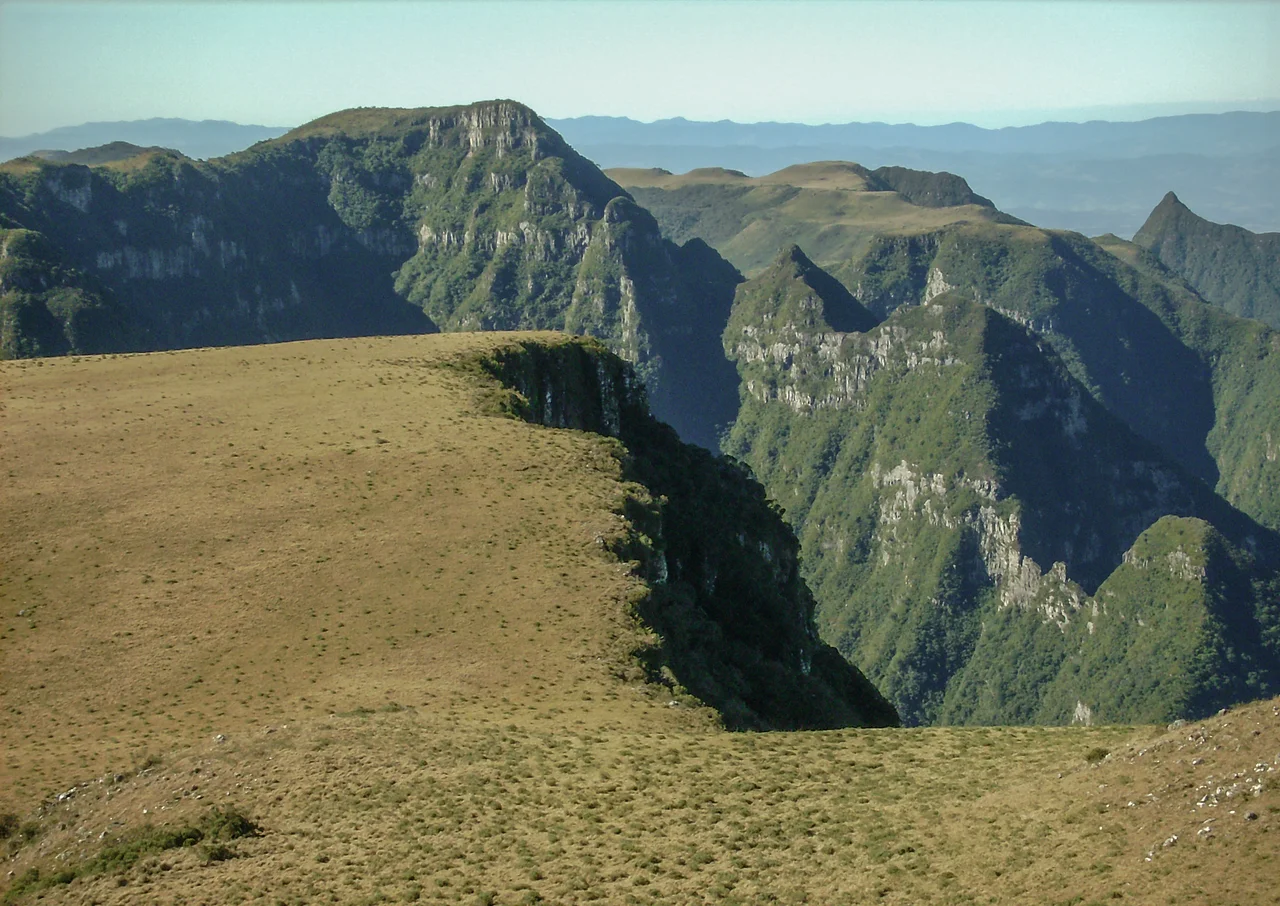 Borda da Serra geral no Parque Nacional de São Joaquim.