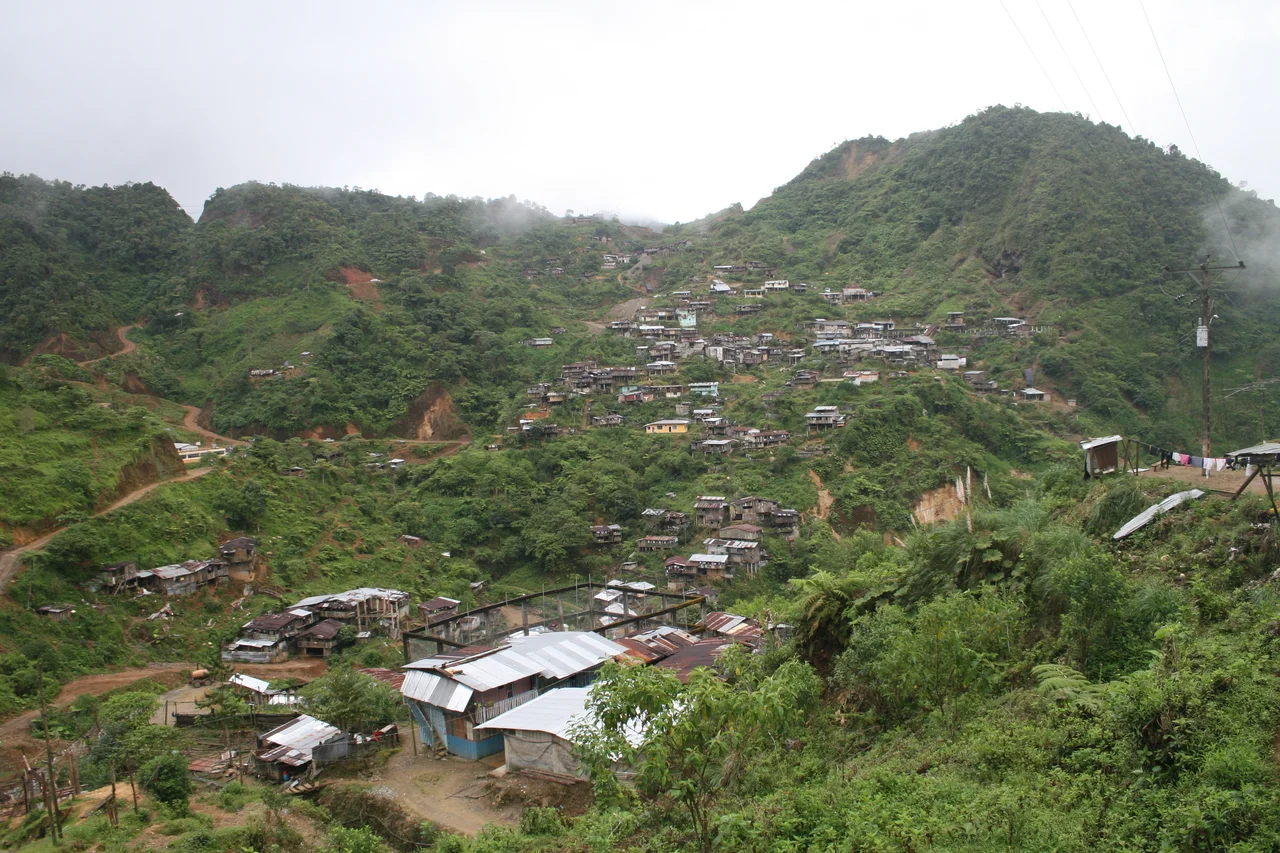 This is the mining settlement of Nambija, Ecuador, the image was taken March 2010. To the left is the area affected by the landslide 1993. At the bottom the Cancha is visible.