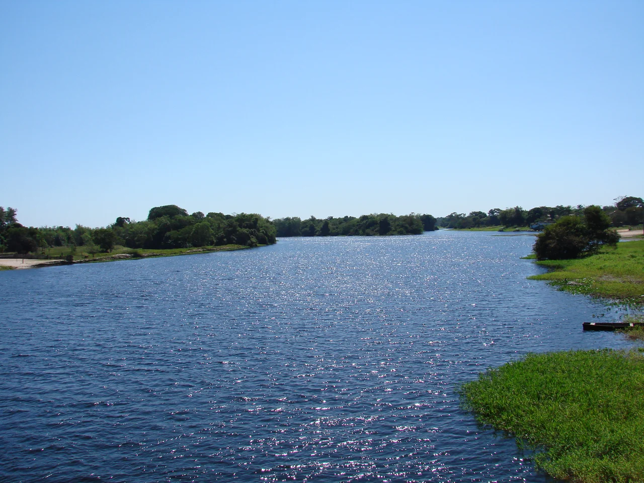 Rio Guaporé, passando pela cidade de Pontes e Lacerda-MT