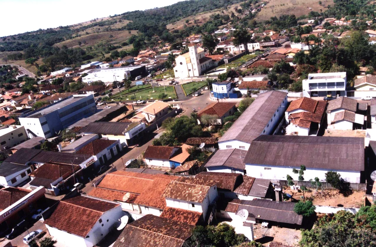 Imagem aérea da cidade de Orizona