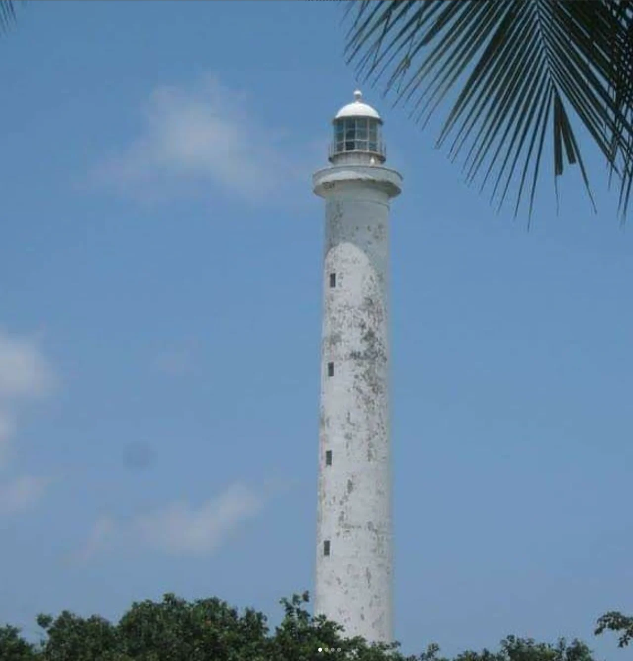 Foto do farol localizado na Ilha de Santana, Maranhão, Brasil