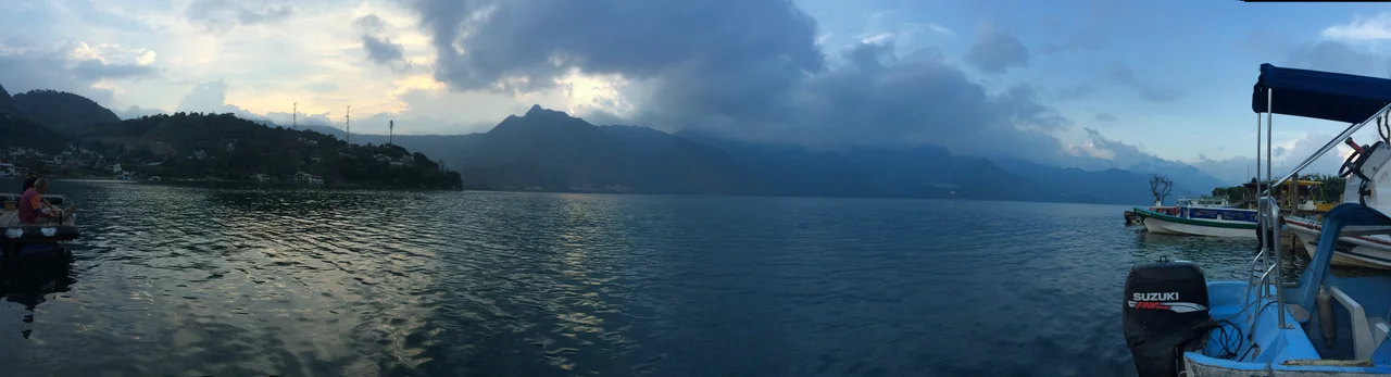 Lago Atitlàn.JPG