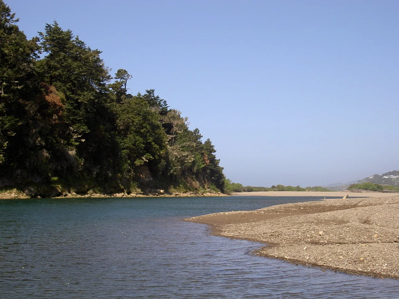Photograph of the Gualala River near California Route 1, taken by Stephen Gold on April 16, 2007.