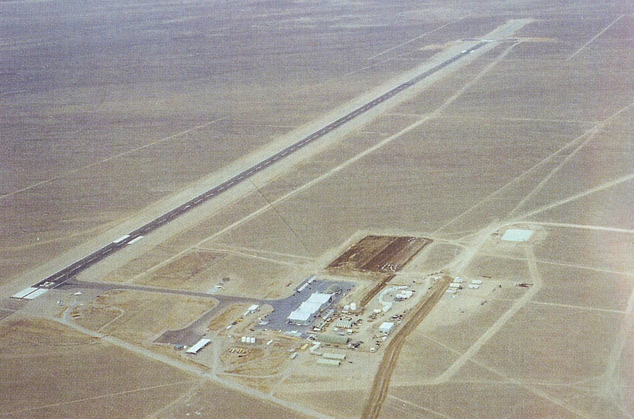 Tonopah Test Range Airport - 1982