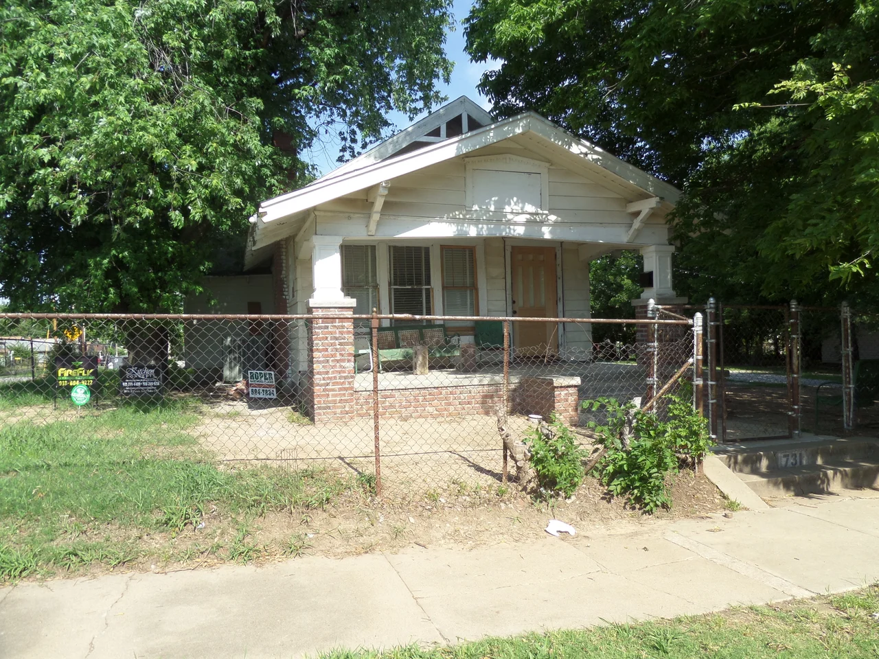 The house used for filming  in the movie, located at 731 Curtis Brothers Lane in Tulsa, Oklahoma. Now a museum featuring props from the movie