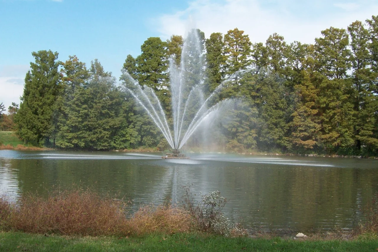 Round Lake in Forest Park.