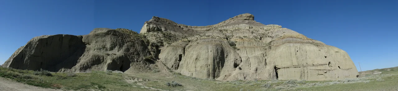 A little better than my last panorama. I hope it helps to give you a feel of how large this sandstone butte is. This butte is hidden in the Big Muddy, near the border between Saskatchewan and the States.