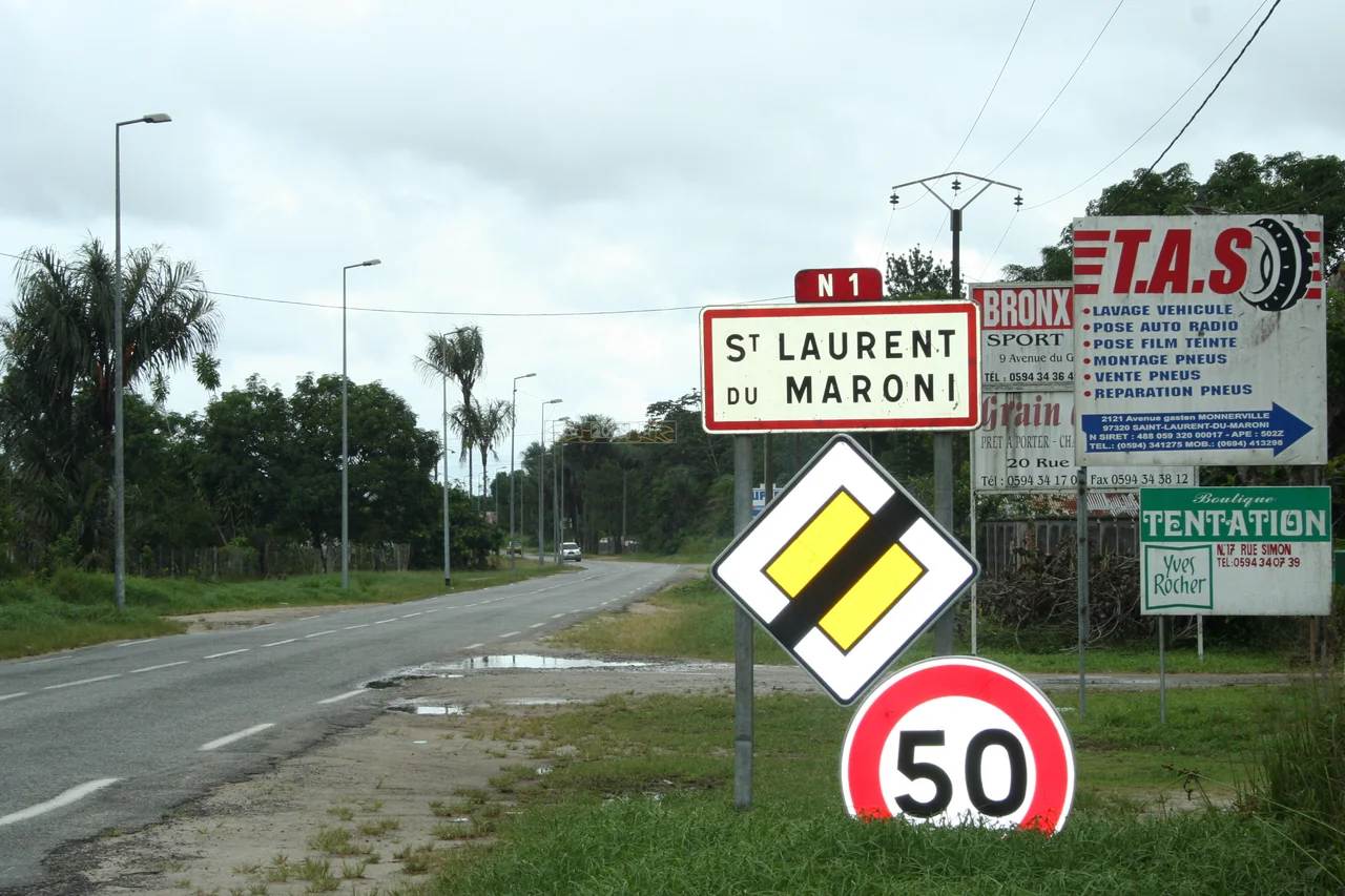 Saint-Laurent-du-Maroni - Ortseingang