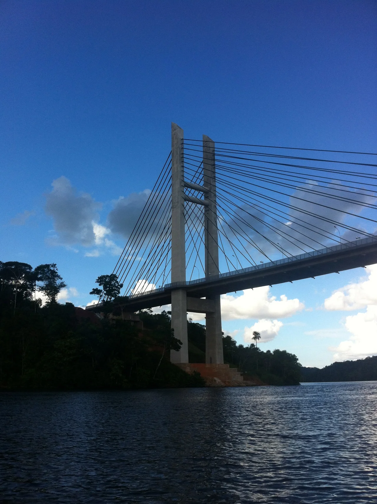 pont terminé en aout 2011