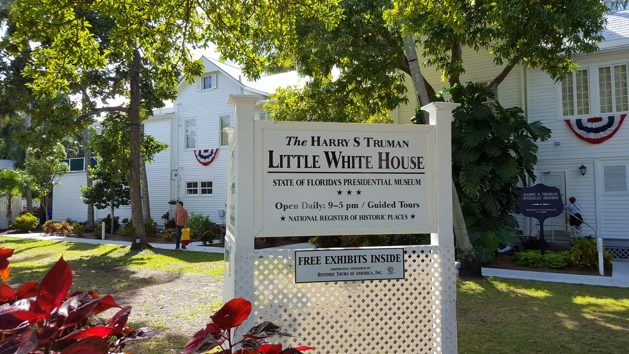 The Harry S. Truman Little White House, Key West, Florida, U.S.







This is an image of a place or building that is listed on the National Register of Historic Places in the United States of America. Its reference number is 74000652 (Wikidata).