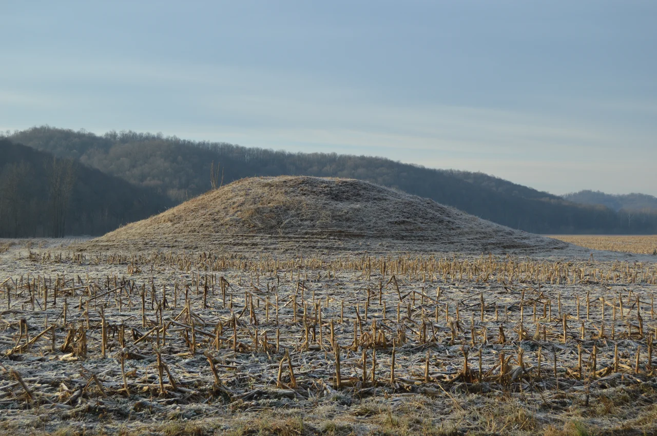 Northern side of the Ratcliffe Mound, located on the southern side of State Route 327 northeast of Londonderry in Eagle Township, Vinton County, Ohio, United States.  As a significant architectural site, it is listed on the National Register of Historic Places.