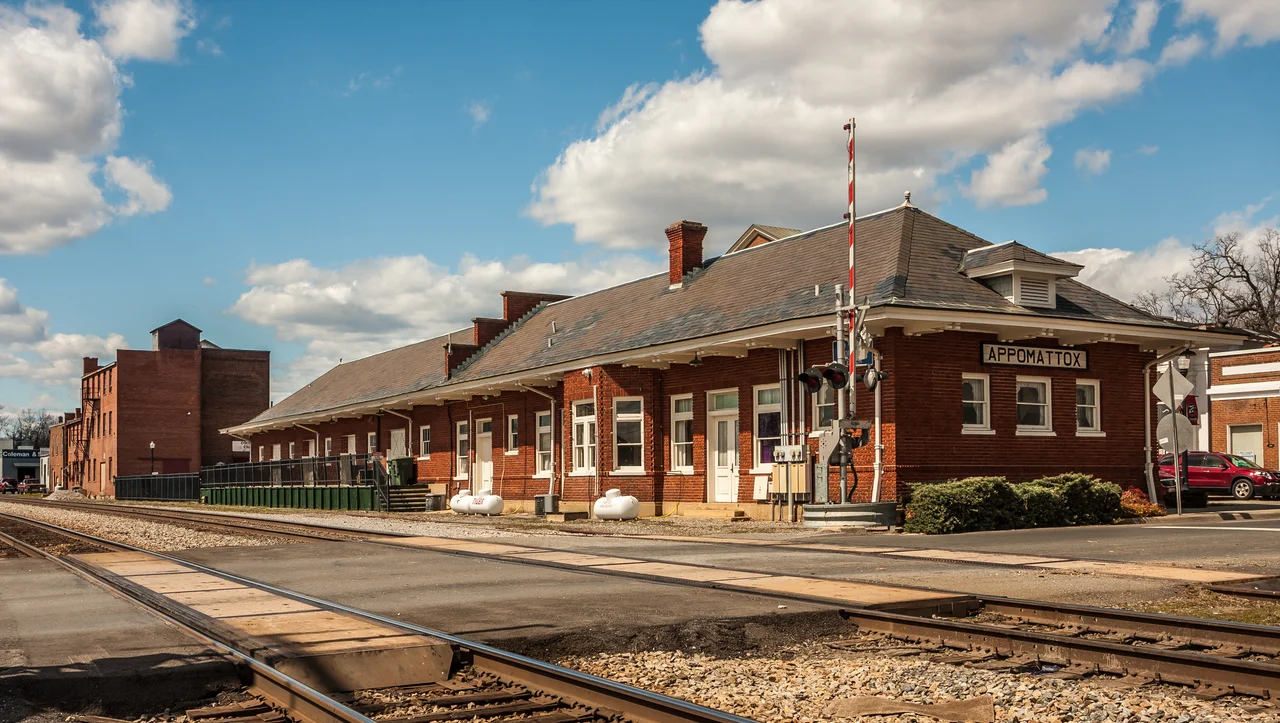 view of the Appomattox Visitor Center at Church and Main Streets from across the tracks