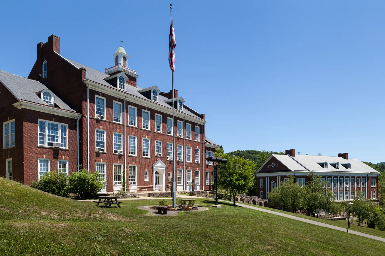 Davis and Elkins Liberal Arts Hall