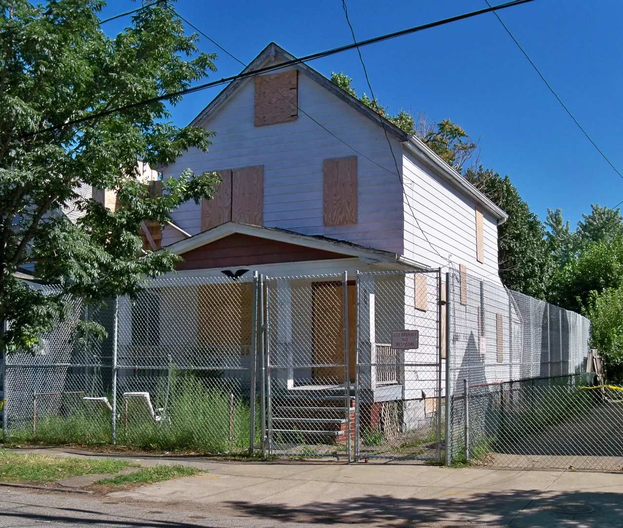 Ariel Castro's home at 2207 Seymour Avenue in Cleveland Ohio. Amanda Berry, Gine DeJesus, and Michelle Knight were held in this house.