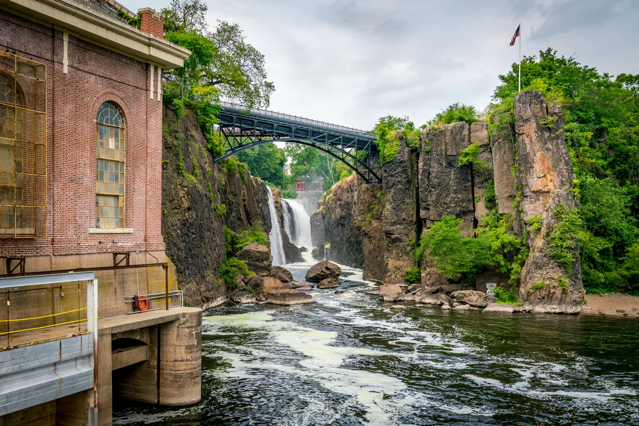 This is an image of a place or building that is listed on the National Register of Historic Places in the United States of America. Its reference number is 70000391 (Wikidata).

 Paterson, New Jersey, United States.