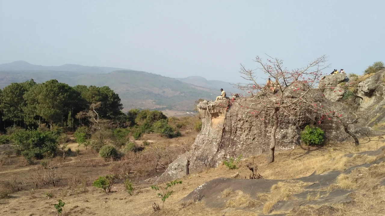 Rocks near the SIB hotel