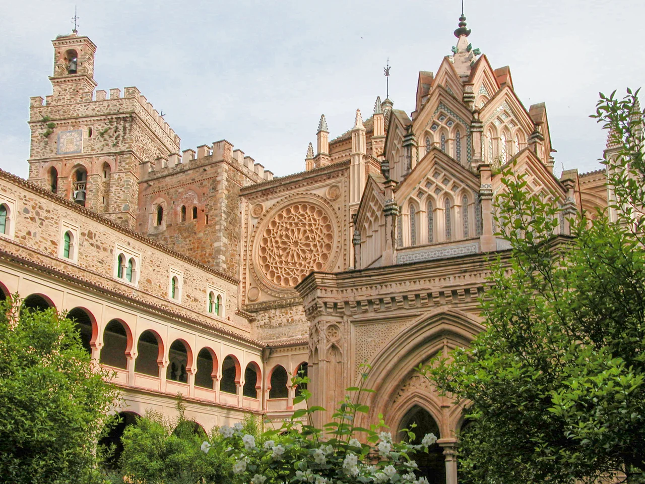 Claustro mudéjar en el Monasterio de Guadalupe