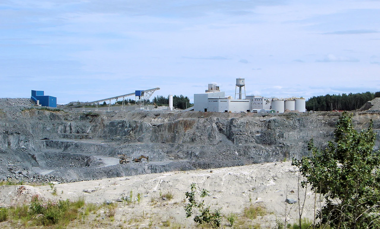 Sigma Mine, open pit mine in Val-d'Or, Quebec, Canada