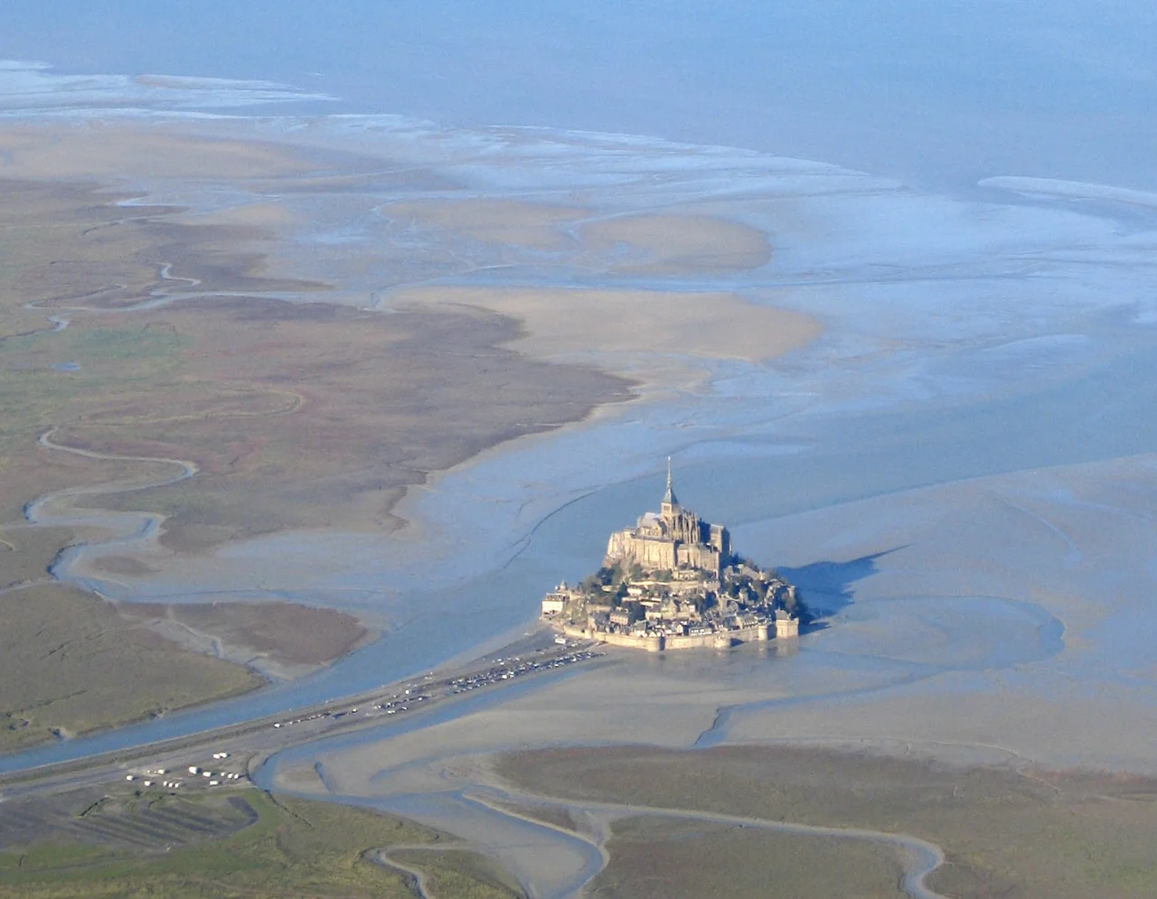 Aerial photograph of the Mount Saint-Michel