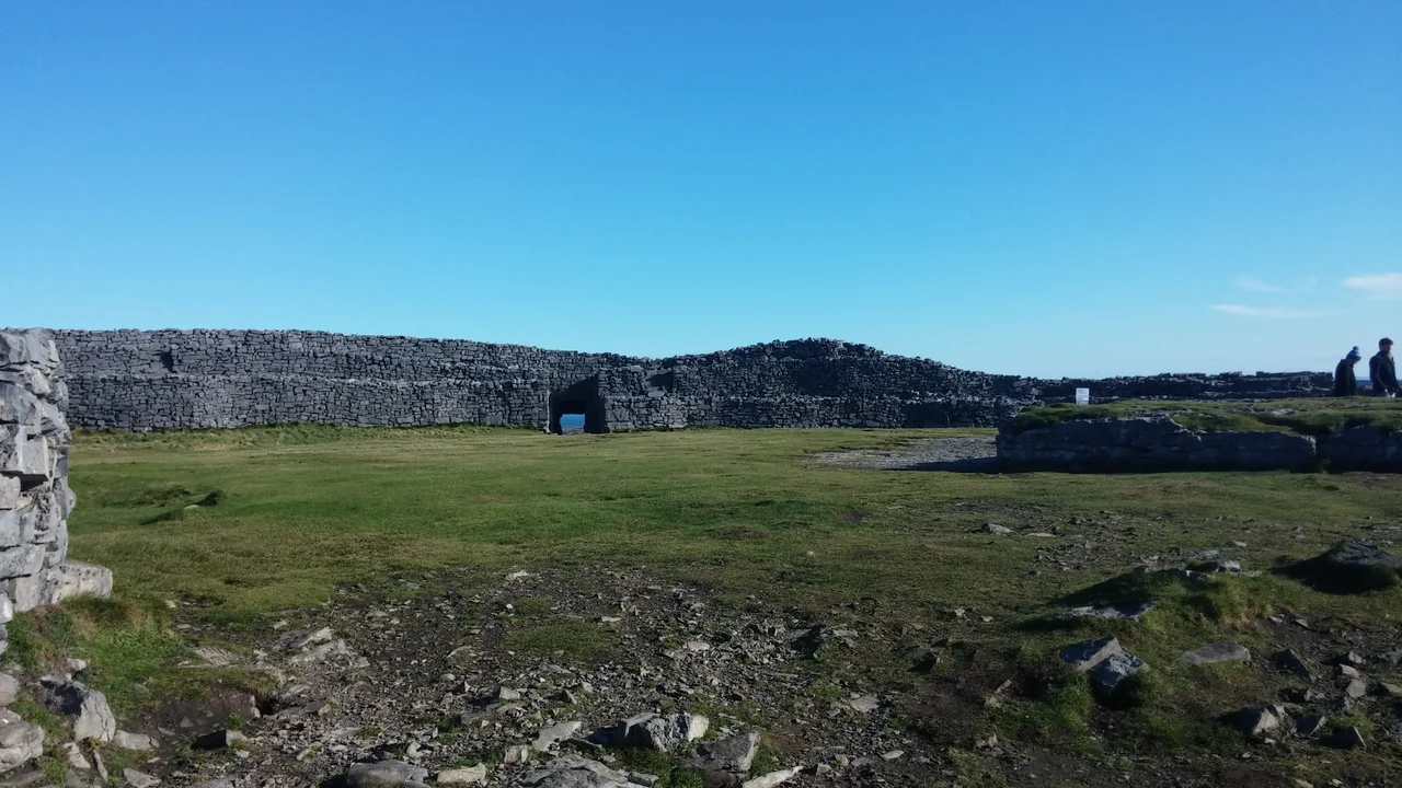 Photograph from within Dún Aonghusa on Inishmore in Galway Bay, Ireland, a prehistoric coastal hill fort