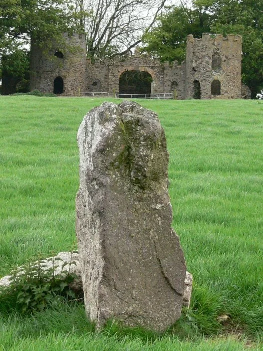 Castle ruin in An Sean Phobal with mass stone.