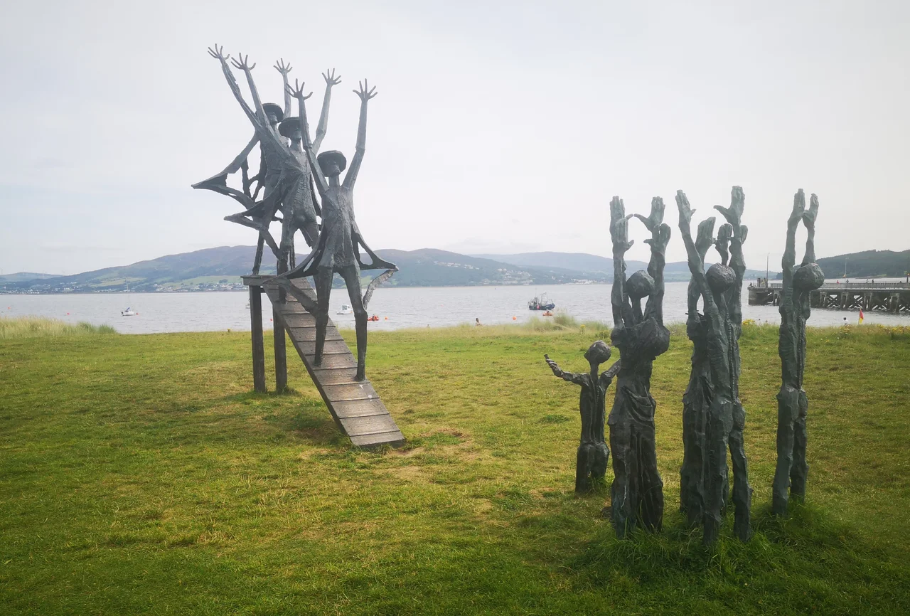 Flight of the Earls statue outside in Rathmullan