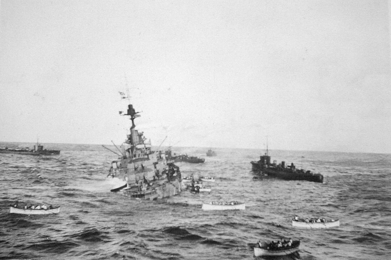 HMS Audacious crew take to lifeboats to be taken aboard RMS Olympic