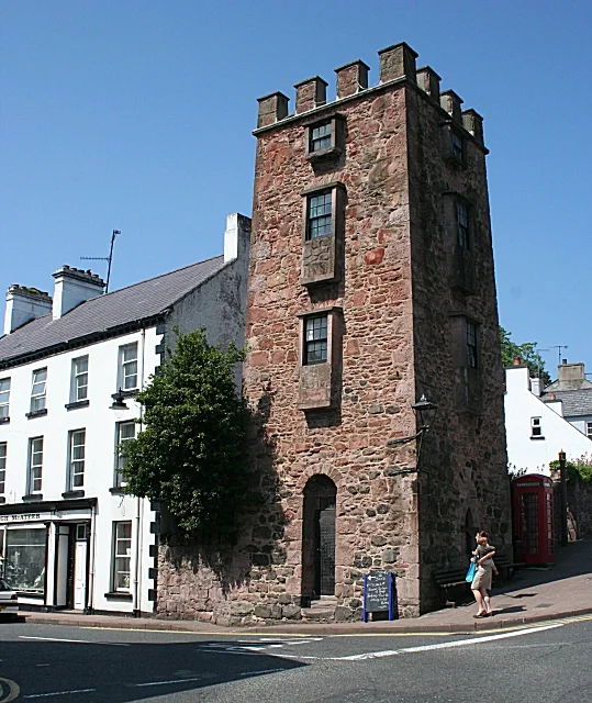 Curfew Tower Built as a jail 'for the confinement of idlers and rioters' in the early 19th century, the tower is said to have been based on one seen in China by the architect.