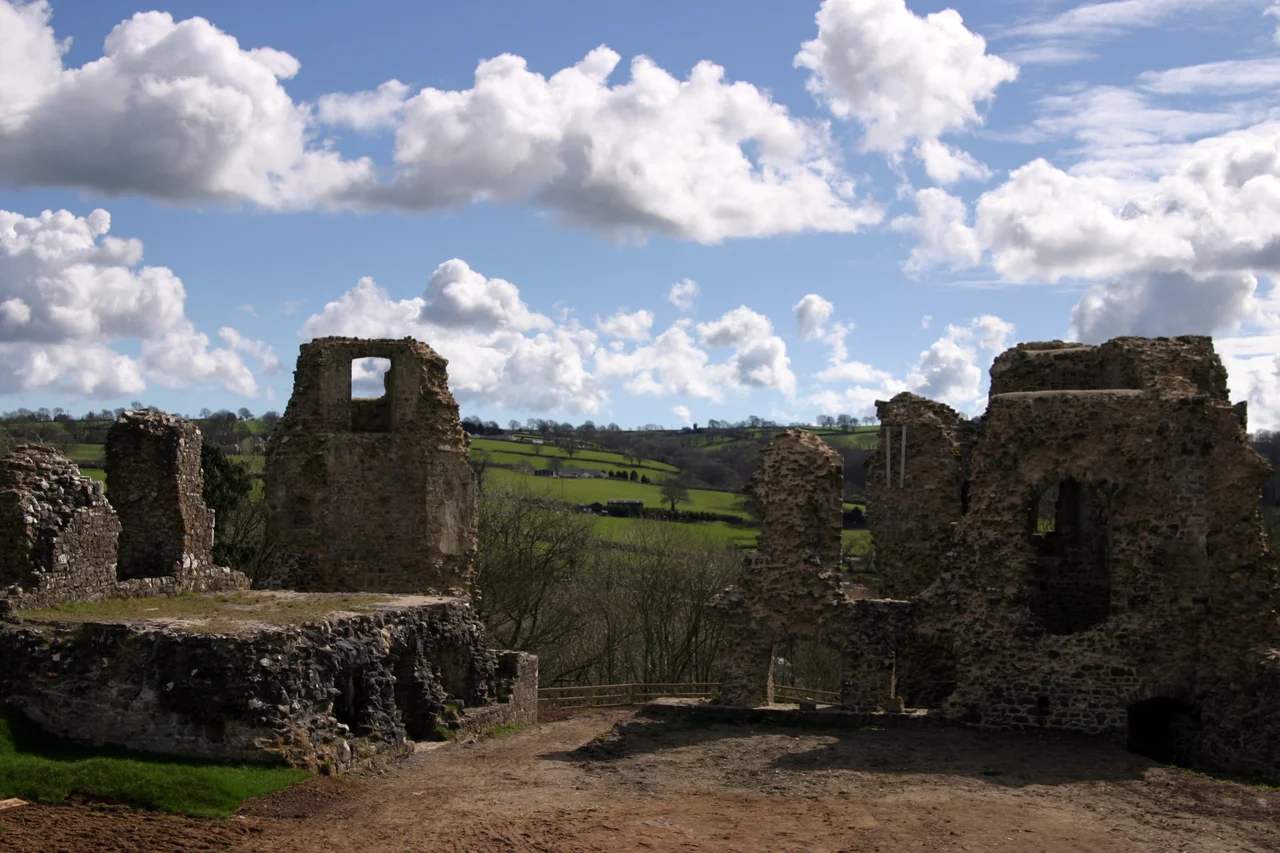 Narberth castle ruins in Pembrokeshire, Wales, looking towards the south. Photo taken shortly after safety work had been carried out in 2004-5, prior to re-opening to the public.