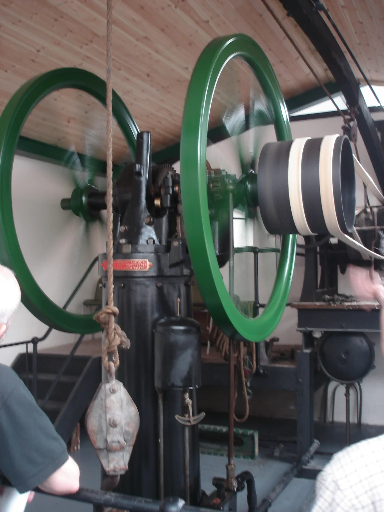 3bhp Crossley Atmospheric Engine in action operating a winch and crane jib. Acquired from W. Butler &amp; Co, tar distillers, Bristol.