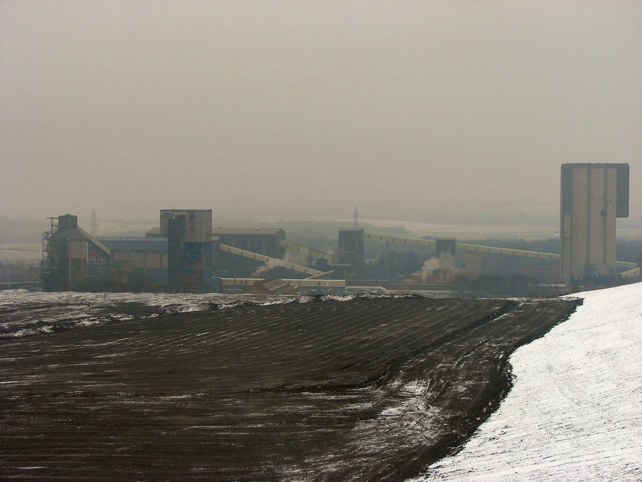 Maltby Colliery February 9th 2007.
Taken by Craig Mounsey.