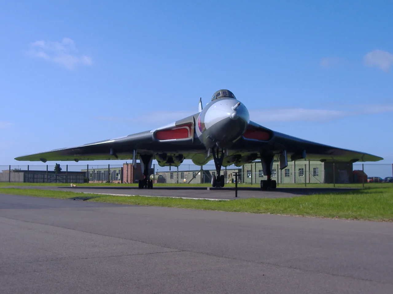 A.V. Roe Vulcan XM607, gate guardian at RAF Waddington. Photo taken 20 May 2007.