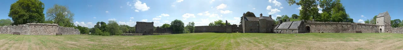 Craignethan Castle panorama.