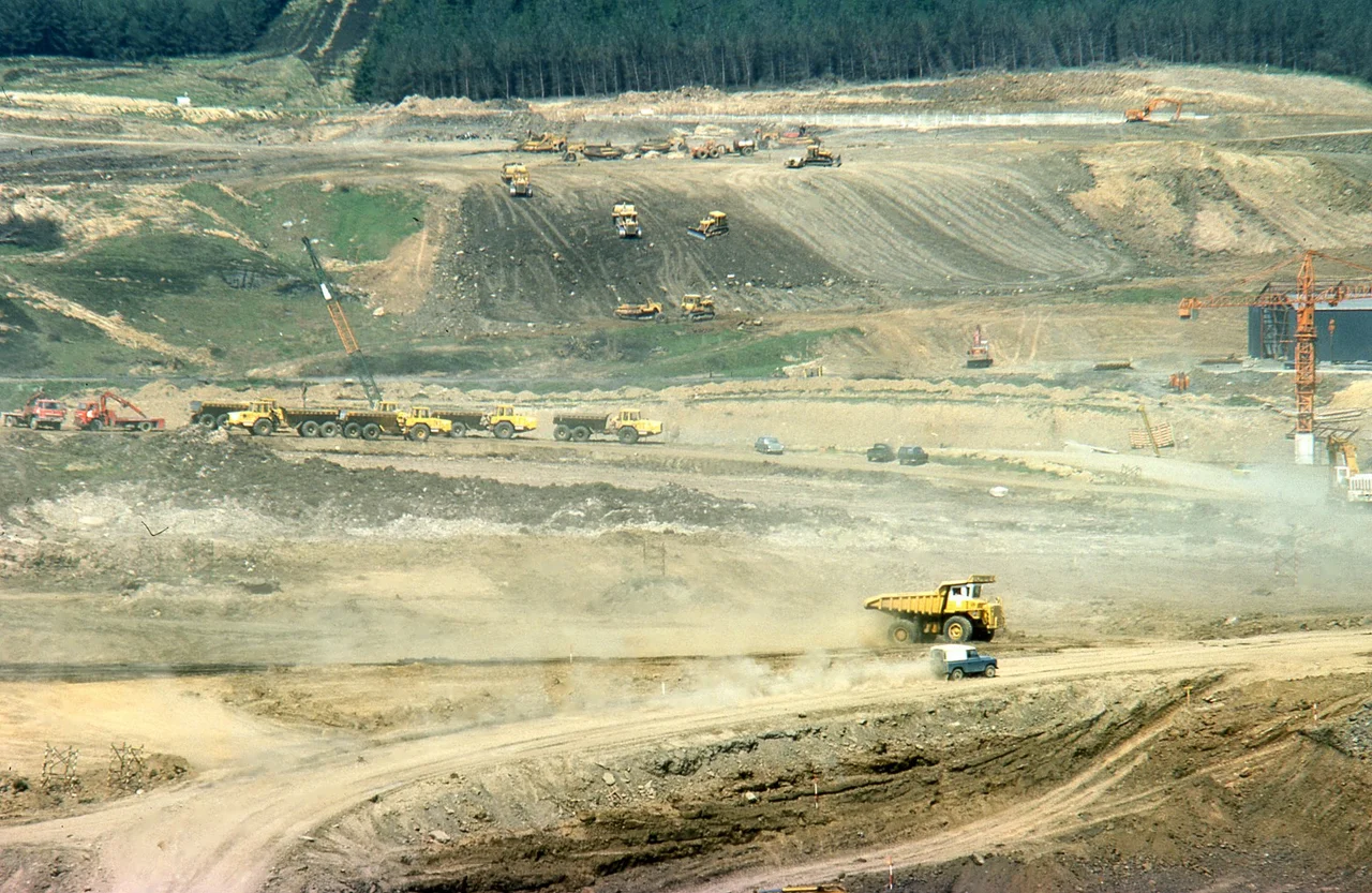 Construction of Kielder Reservoir Northumberland.jpg