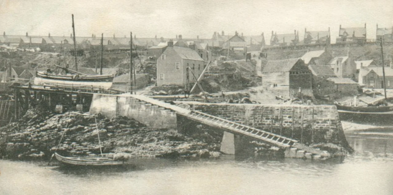 The first St Abbs lifeboat - Helen Smitton at the station before addition of the boat house.
