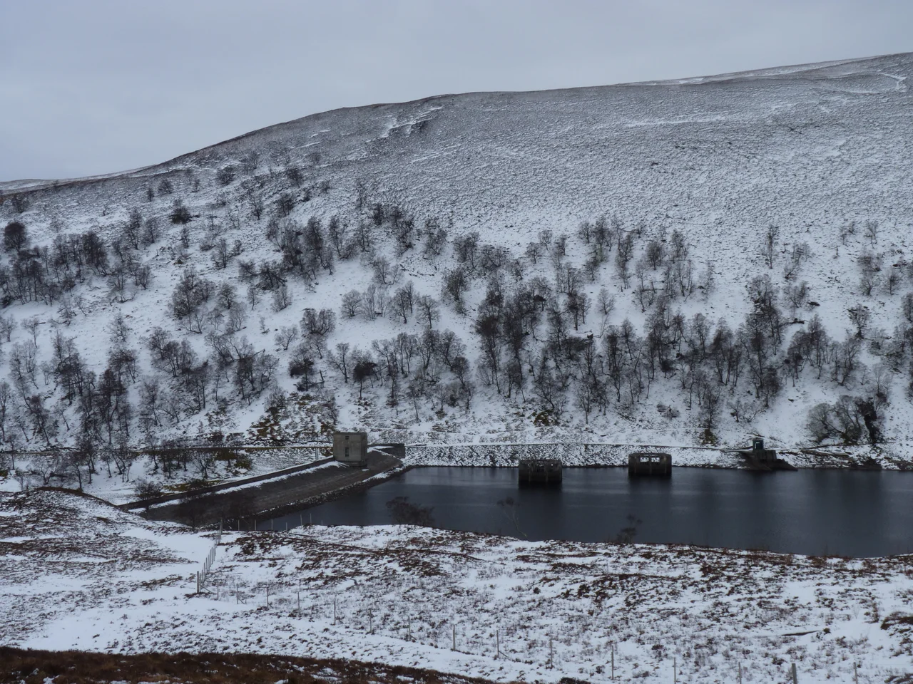 The dam forming Loch Vaich