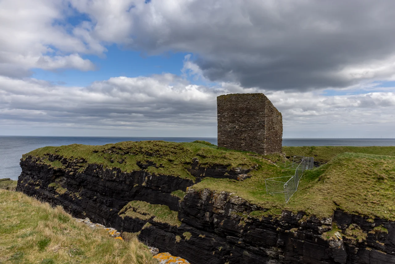 A picture of the Old Castle of Wick.