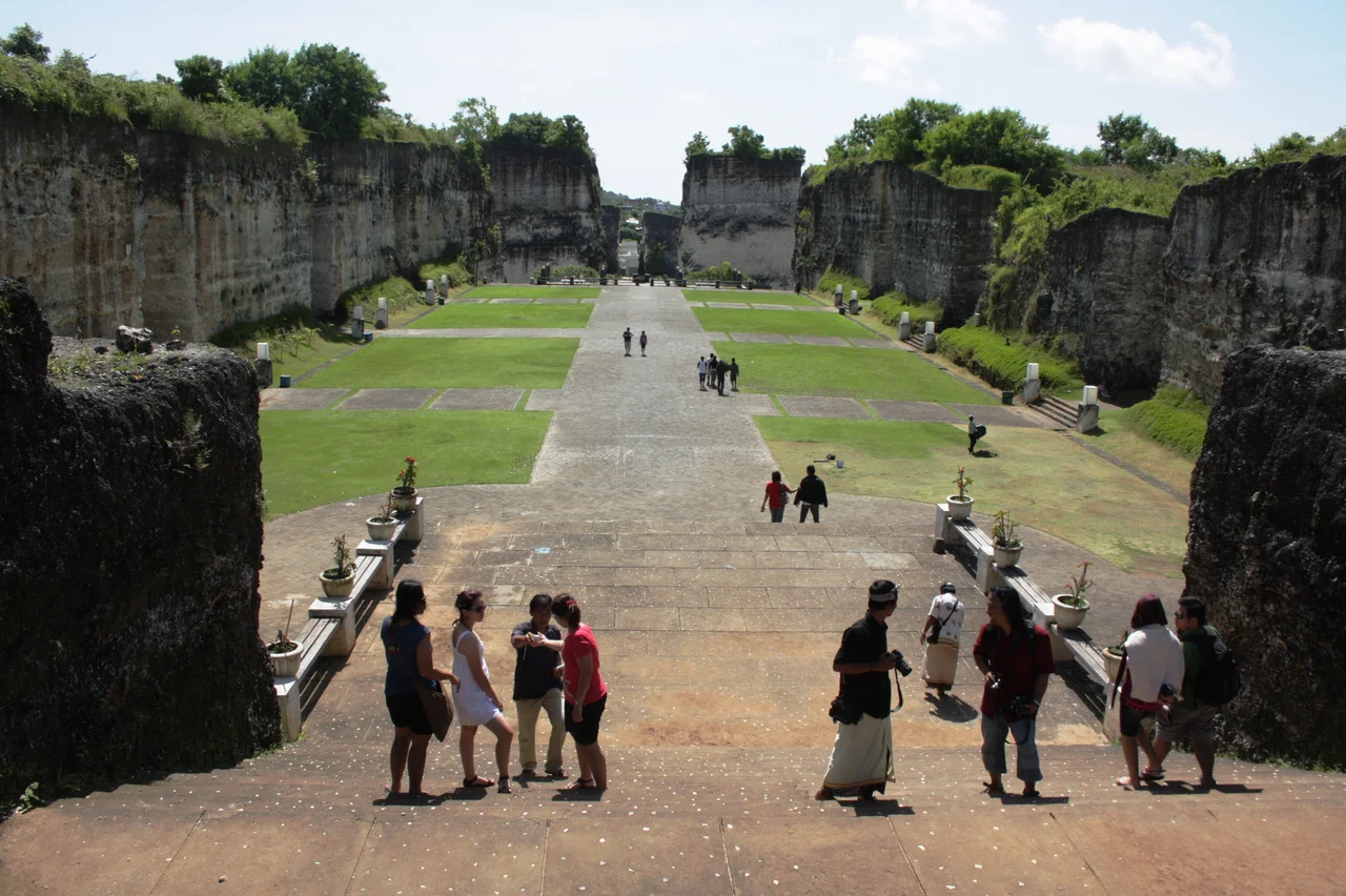 Garuda Wisnu Kencana Plaza hall at southern Bali