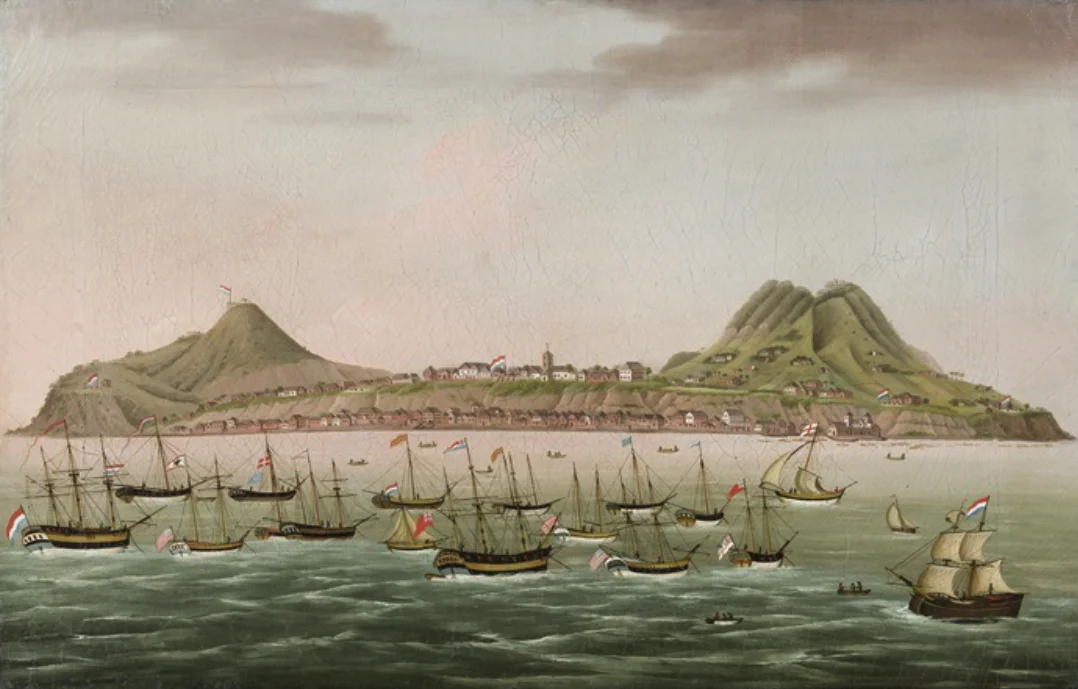 View of Pulau Run (Run Island) in the Banda Sea with Indiamen and other shipping in the roadstead , ca. 1790. 'Chinese School' painting according to the auction house.