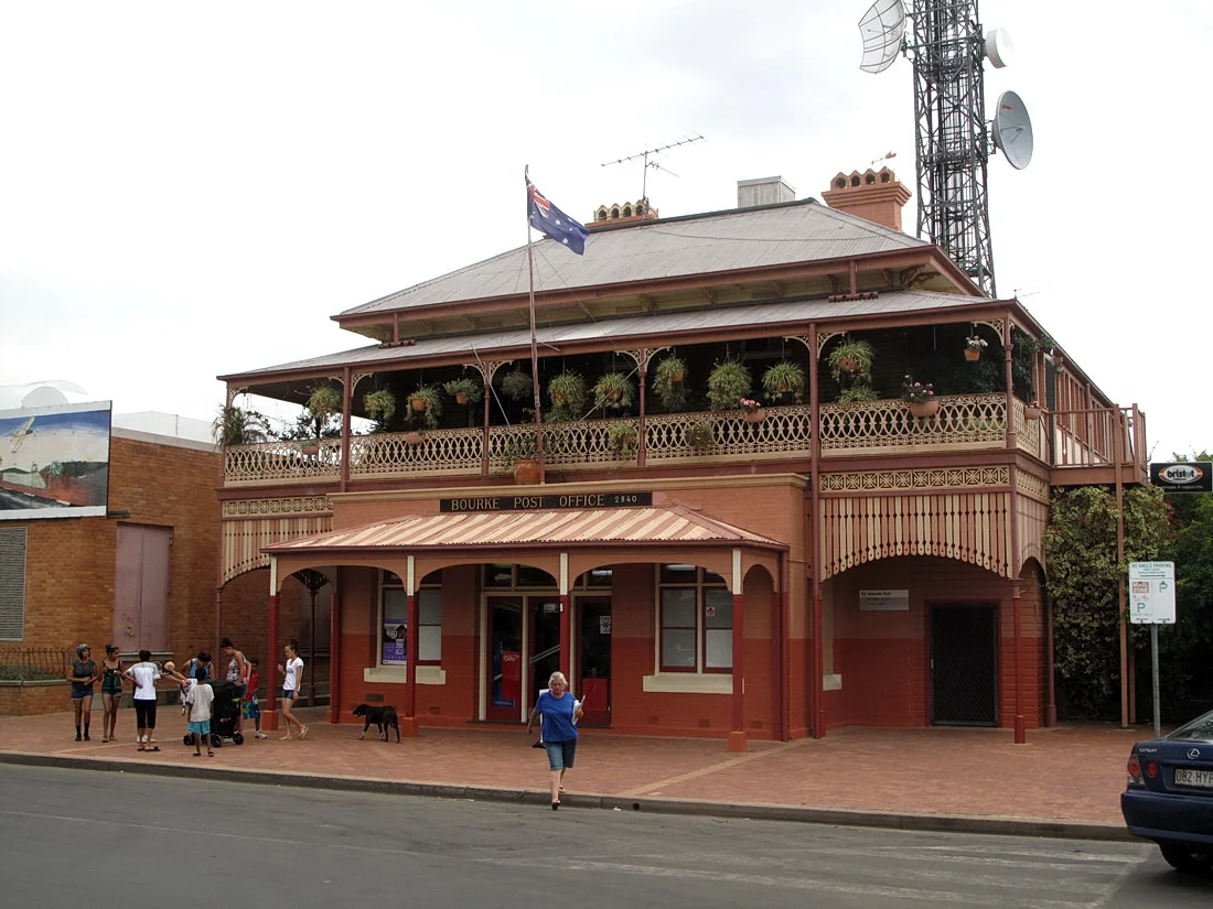 Bourke Post Office - built 1880