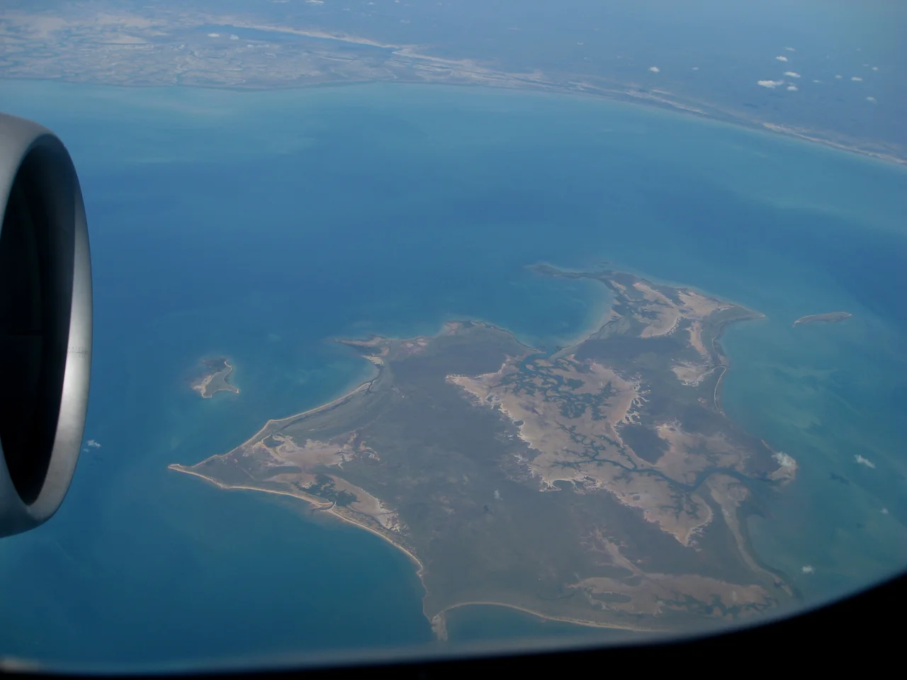 Bentinck Island, Gulf of Carpentaria and Australian continent