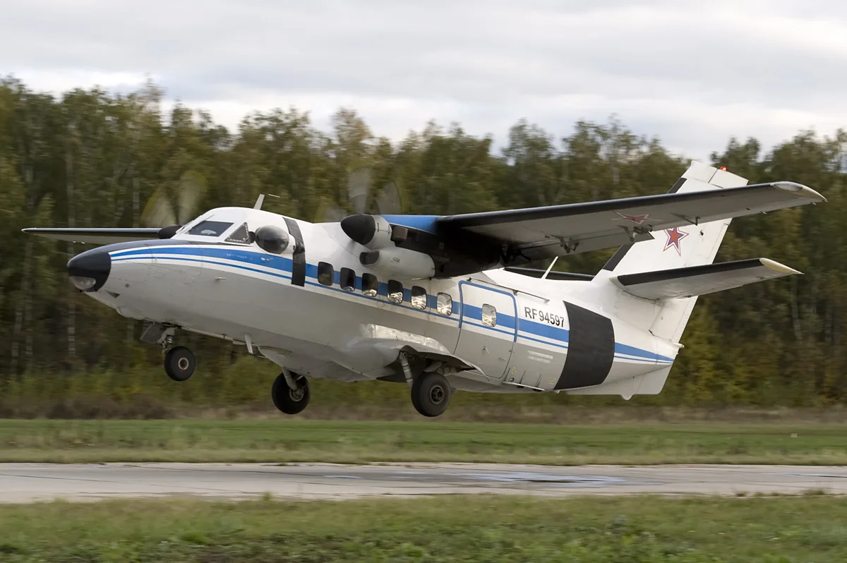 L-410 RF-94597