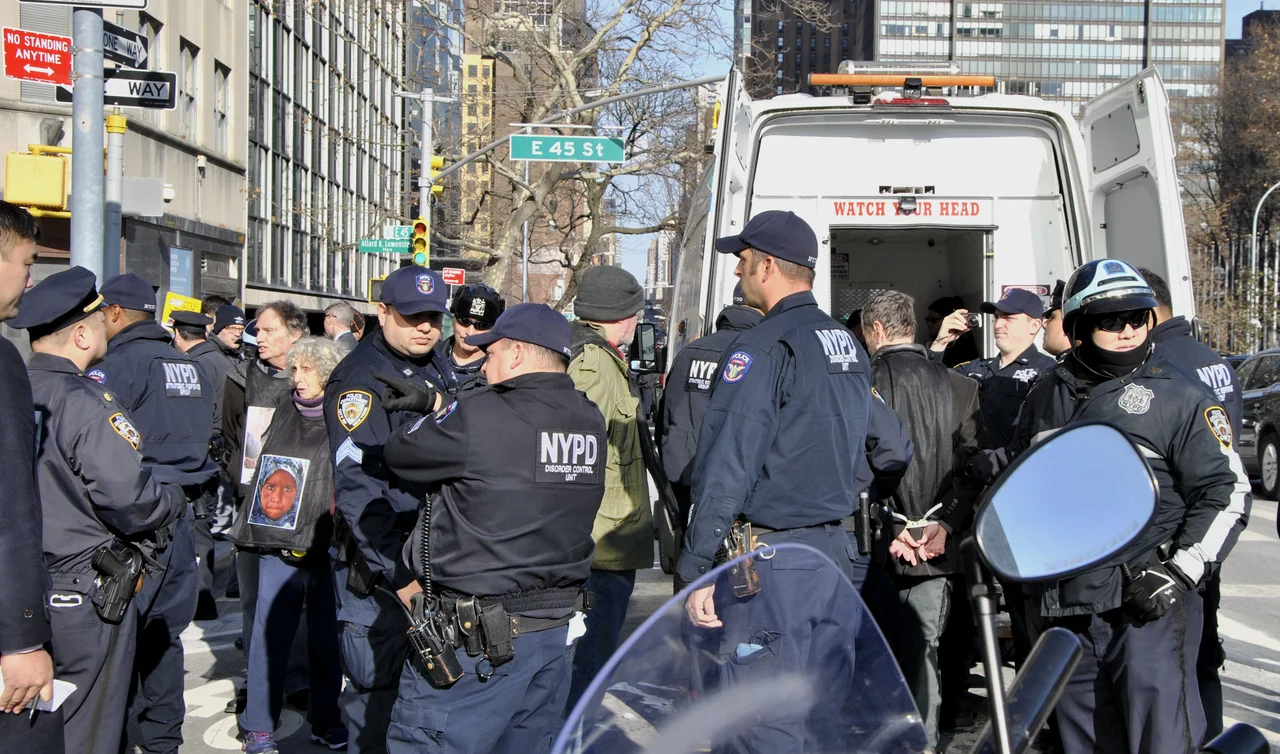 122 Arrests