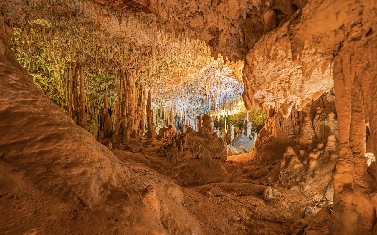 Coves dels Hams or Fishhook Caves near Porto Cristo, Mallorca, Spain