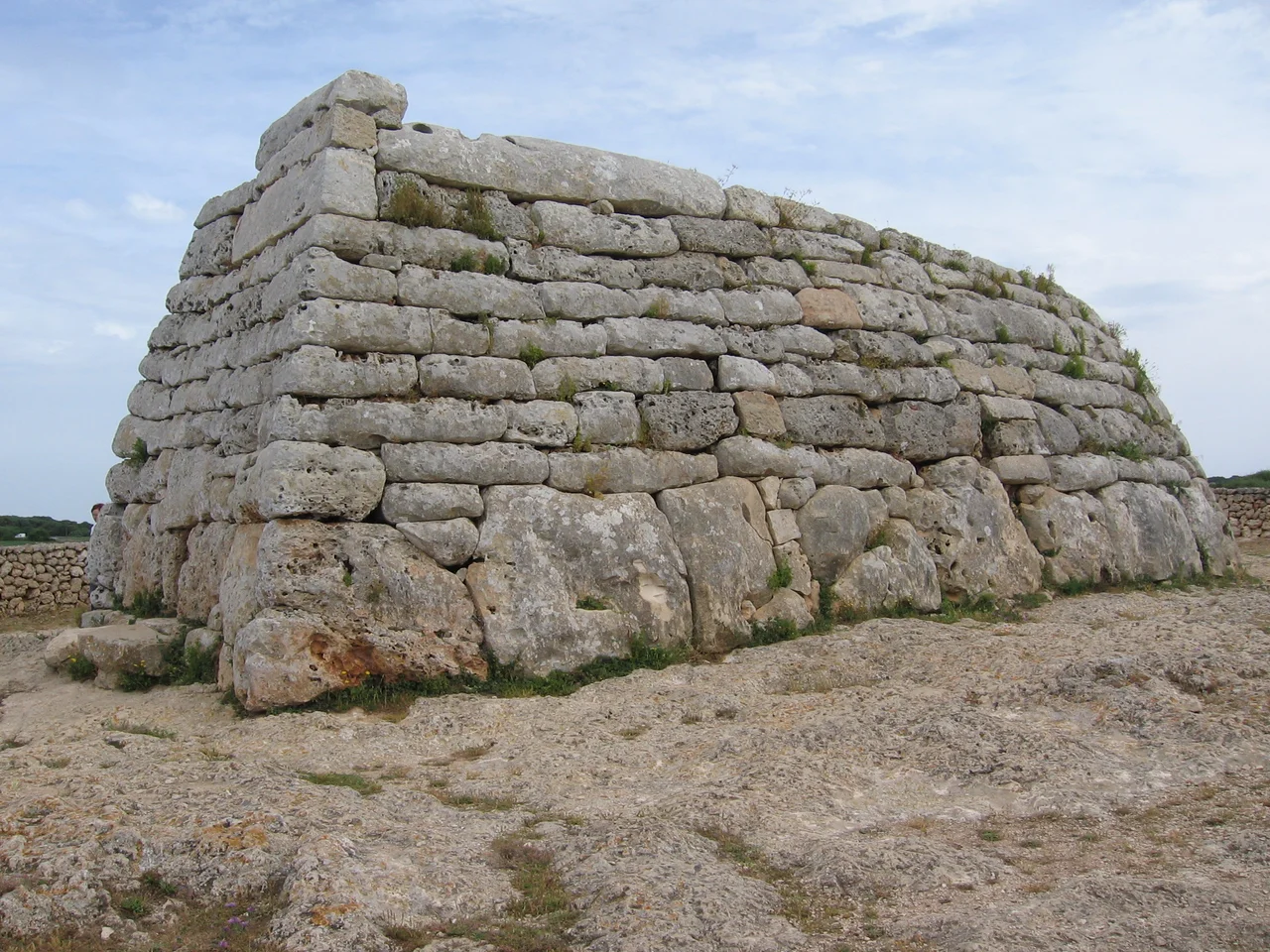This is a photo of a monument listed in the Spanish heritage register of Bienes de Interés Cultural under the reference RI-51-0003442.