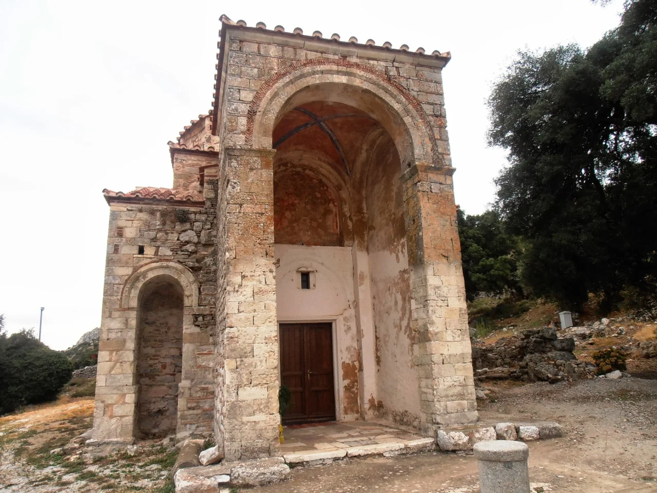 abandoned monastery of Zoothohos Pigi at Pyli Dervenochorion