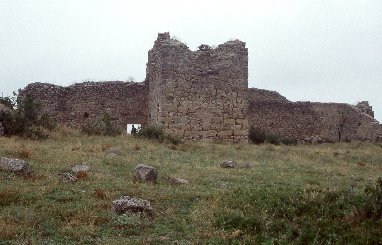 Castle of Bodonitsa, Mendenitsa, Phthiotis. Cross wall and tower of inner enclosure, with entrance to keep. From south.