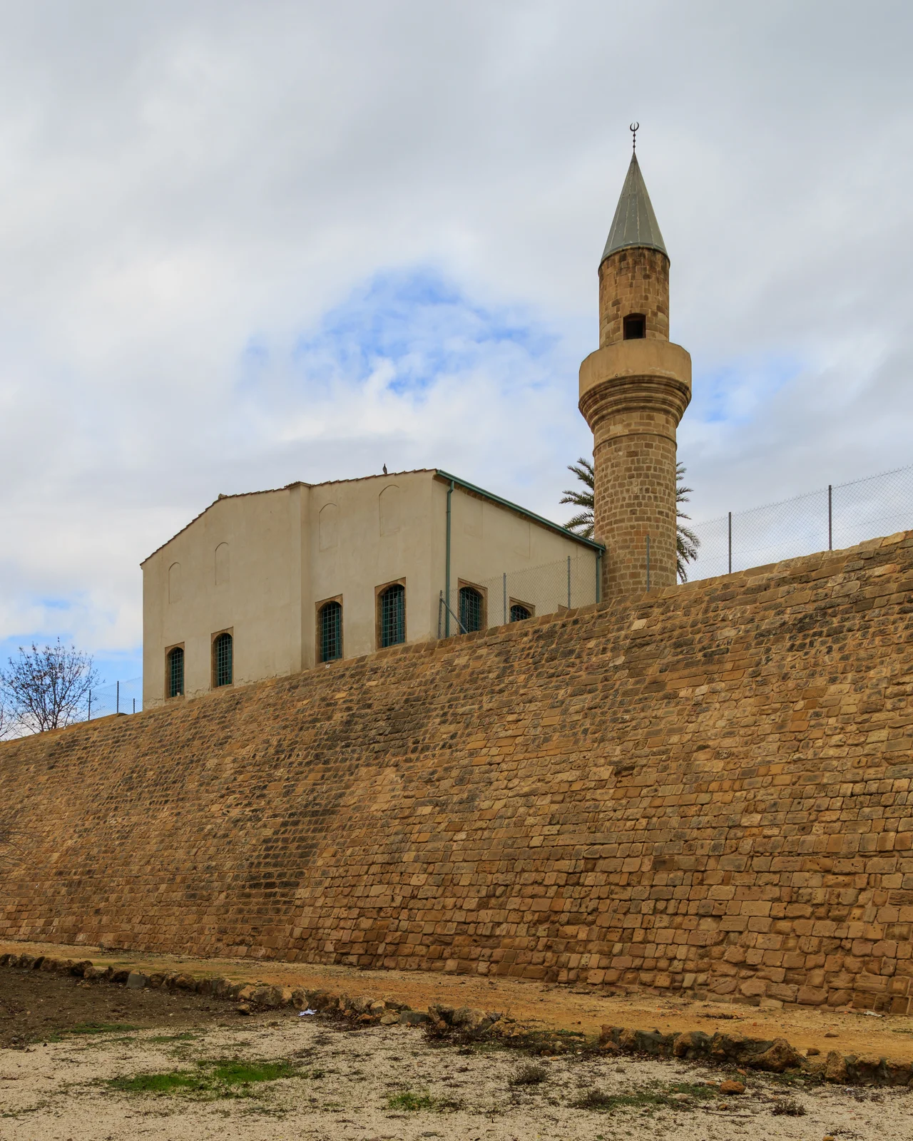 City wall and Bayraktar Mosque in Nicosia, Cyprus