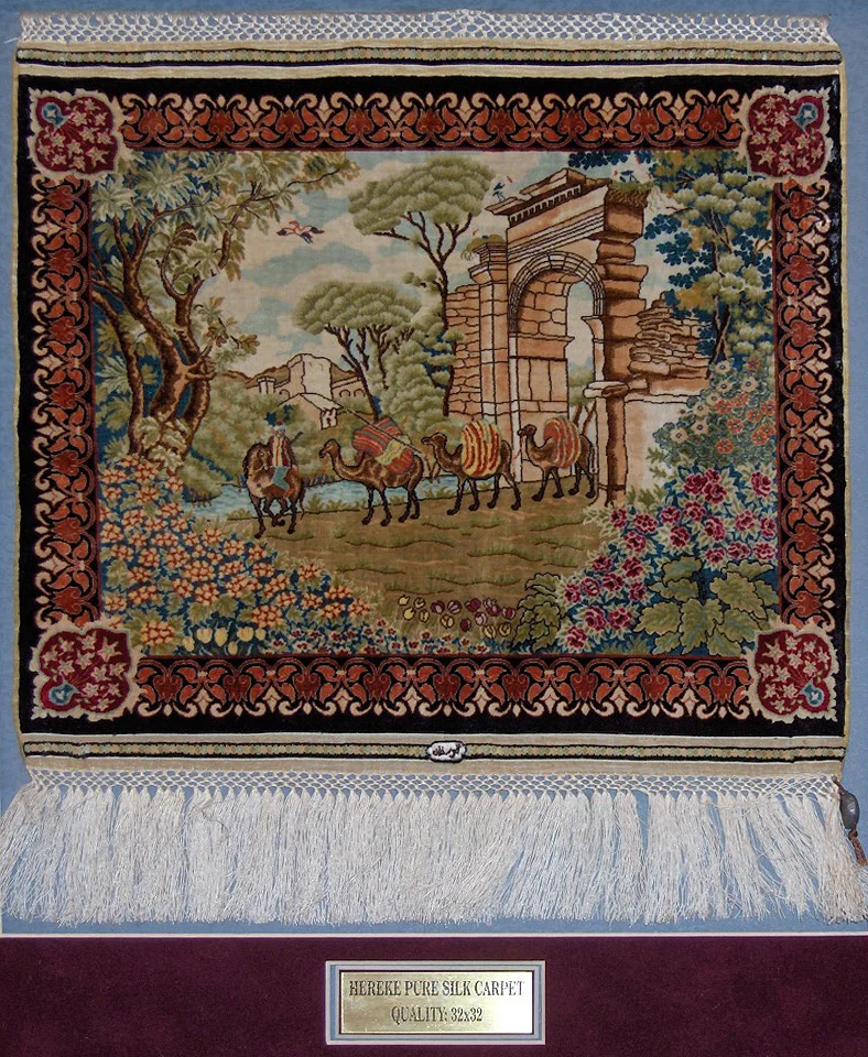 Extremely rare Hereke pure silk on silk Turkish carpet; 0.6 m2, 32 x 32 knots/cm2; 13 years of work, value (est.) : 142,500 €; Hadosan, Urgüp, Cappadocia, Turkey